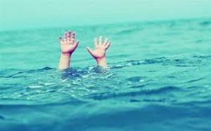 नारायणी नदीमा डुबेर दुई बालकको मृत्यु