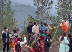 राजनीतिक दलका कार्यकर्ताहरूबीच झडप हुँदा देशभर ५३ वटा मतदान केन्द्रमा मतदान अवरुद्ध