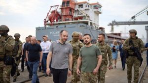 रुससँगको एतिहासिक सम्झौता : युक्रेनको खाद्यान्न बोकेको पहिलो जहाज युक्रेनी बन्दरगाहबाट छुट्यो