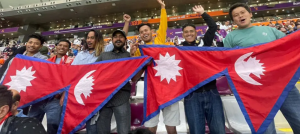 कोका–कोलाद्वारा नेपाली आप्रवासी कामदारलाई फुटबल हेर्ने मौका प्रदान