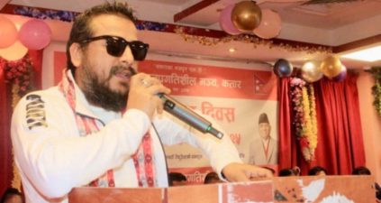 एनआरएनएको हितमा एक्लै भएपनि उभिन्छौँ – भट्ट